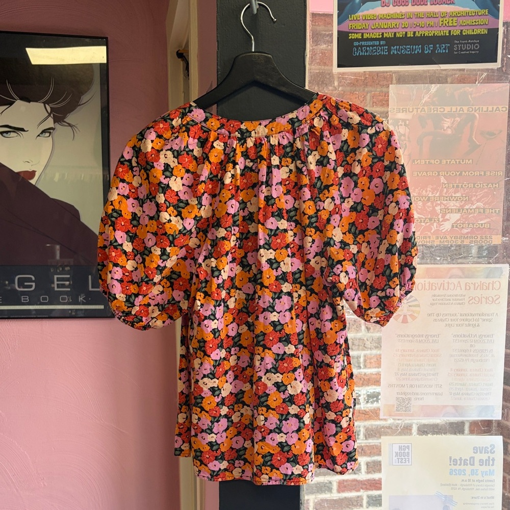 LOFT Multicolor Floral Blouse with Puff Sleeves - Picture 3 of 4